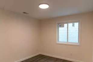 407 Phelps Ave, Kalamazoo, MI 49048 - Photo 8