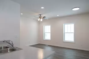 407 Phelps Ave, Kalamazoo, MI 49048 - Photo 4