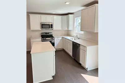 616 Countryside Drive, Chelsea, MI 48118 - Photo 4