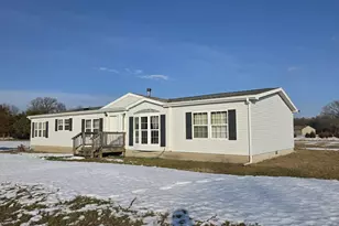 5450 Pear Ave, Newaygo, MI 49337 - Photo 2