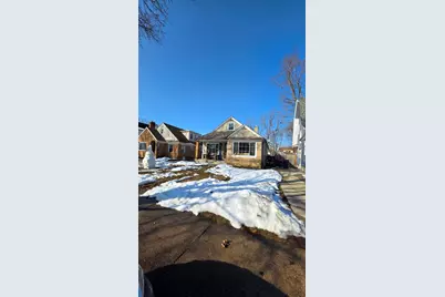 949 Lake Michigan Drive NW, Grand Rapids, MI 49504 - Photo 2