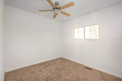 2249 E Montgomery Road, Hillsdale, MI 49242 - Photo 20