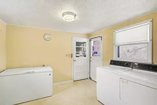 119 Maple, Stockbridge, MI 49285 - Photo 6