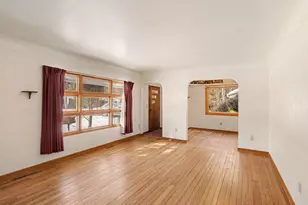 119 Maple, Stockbridge, MI 49285 - Photo 4