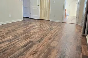 10513 Loughrea Ln, Cement City, MI 49233 - Photo 12