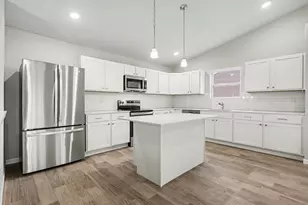 1212 Pine St, Three Rivers, MI 49093 - Photo 4