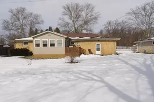 415 Remus Dr, Buchanan, MI 49107 - Photo 36