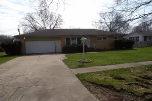 415 Remus Dr, Buchanan, MI 49107 - Photo 1