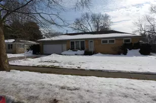 415 Remus Dr, Buchanan, MI 49107 - Photo 6