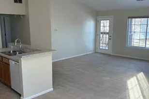 206 Hunters Ln NE, Rockford, MI 49341 - Photo 6