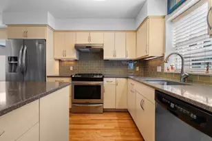 663 N 5th Ave, Ann Arbor, MI 48104 - Photo 6