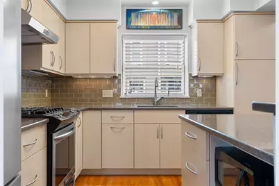 663 N 5th Avenue, Ann Arbor, MI 48104 - Photo 8