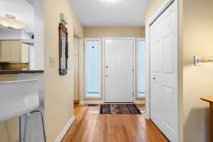 663 N 5th Ave, Ann Arbor, MI 48104 - Photo 4