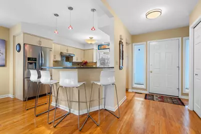 663 N 5th Avenue, Ann Arbor, MI 48104 - Photo 4