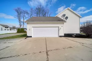 4834 Sir Austin Dr, Jackson, MI 49201 - Photo 44