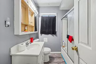 6609 Cranwood Dr, Flint, MI 48505 - Photo 20