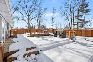 2117 Lakewood Dr, Kalamazoo, MI 49048 - Photo 20