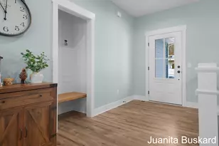 9310 S Annie Ln, Newaygo, MI 49337 - Photo 10