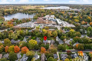 508 Cambridge Blvd SE, East Grand Rapids, MI 49506 - Photo 2