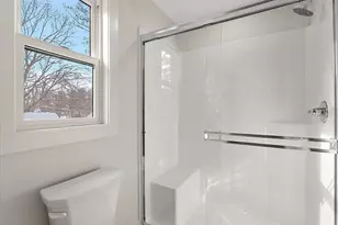 581 S Shore Dr, Holland, MI 49423 - Photo 32