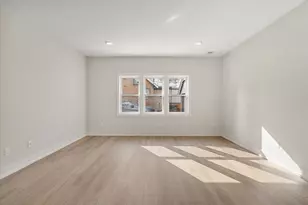 581 S Shore Dr, Holland, MI 49423 - Photo 10