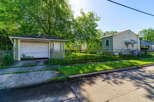 170 W Maxlow Ave, Hazel Park, MI 48030 - Photo 18