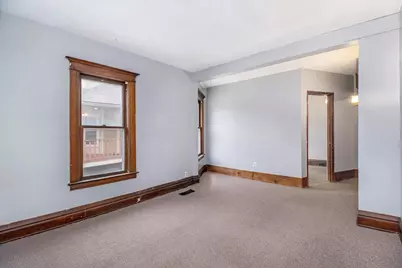 712 W Vine Street, Kalamazoo, MI 49008 - Photo 2