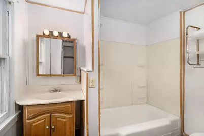 712 W Vine Street, Kalamazoo, MI 49008 - Photo 6