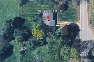 10798 Pleasant Lake Rd, Delton, MI 49046 - Photo 36