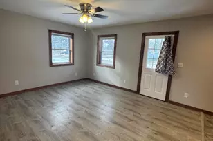 504 Keene Ave, Dowagiac, MI 49047 - Photo 4