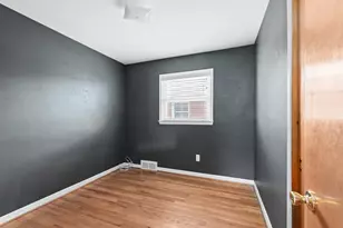 1320 Montrose Ave, Royal Oak, MI 48073 - Photo 12