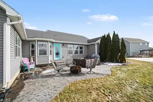 2352 Sandstone Dr, Mount Pleasant, MI 48858 - Photo 34