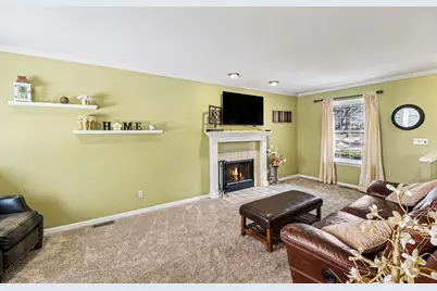 810 Yorick Path, Wixom, MI 48393 - Photo 8