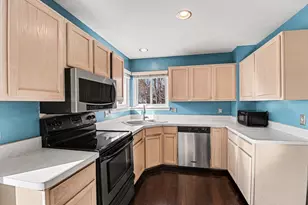 810 Yorick Path, Wixom, MI 48393 - Photo 12