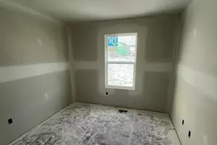 675 Elstar DR NE, Rockford, MI 49341 - Photo 6