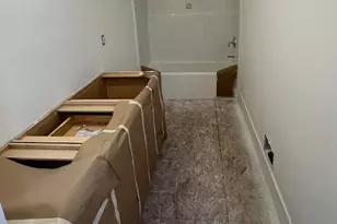 592 Lincoln Lawns Dr NW, Grand Rapids, MI 49534 - Photo 6