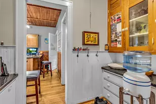 218 4th St, Jackson, MI 49201 - Photo 8