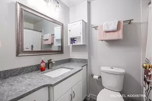 79 Campau Cir NW, Grand Rapids, MI 49503 - Photo 12