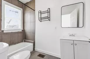 550 Mt Vernon St, Detroit, MI 48202 - Photo 10