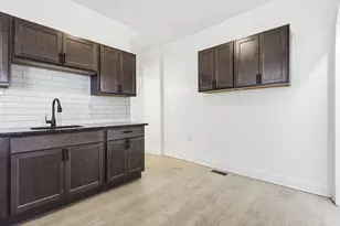 550 Mt Vernon St, Detroit, MI 48202 - Photo 12
