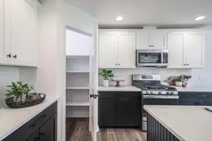 3700 Marabella Pl, Kalamazoo, MI 49006 - Photo 6