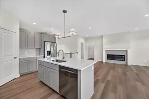 3700 Marabella Pl, Kalamazoo, MI 49006 - Photo 8