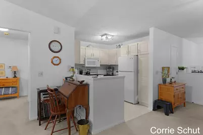 3240 Arrowhead Arms Court SW, Grandville, MI 49418 - Photo 10