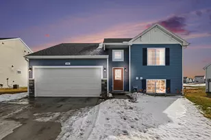 1041 Cooley Mill Ln, Vicksburg, MI 49097 - Photo 2