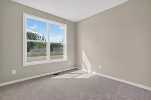 3708 Marabella Pl, Kalamazoo, MI 49006 - Photo 4