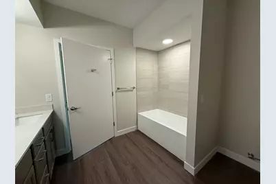 2645 Burton Road #Bld 4, Ann Arbor, MI 48104 - Photo 32