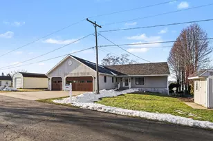 6288 Dausman Park, Clarksville, MI 48815 - Photo 4