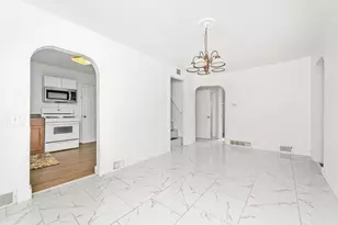 5835 Mt Vernon Ave, Portage, MI 49024 - Photo 8