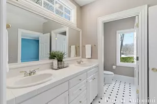 6862 Maplecrest Dr SE, Grand Rapids, MI 49546 - Photo 54