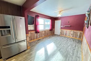 3334 W Glendora Rd, Three Oaks, MI 49128 - Photo 6